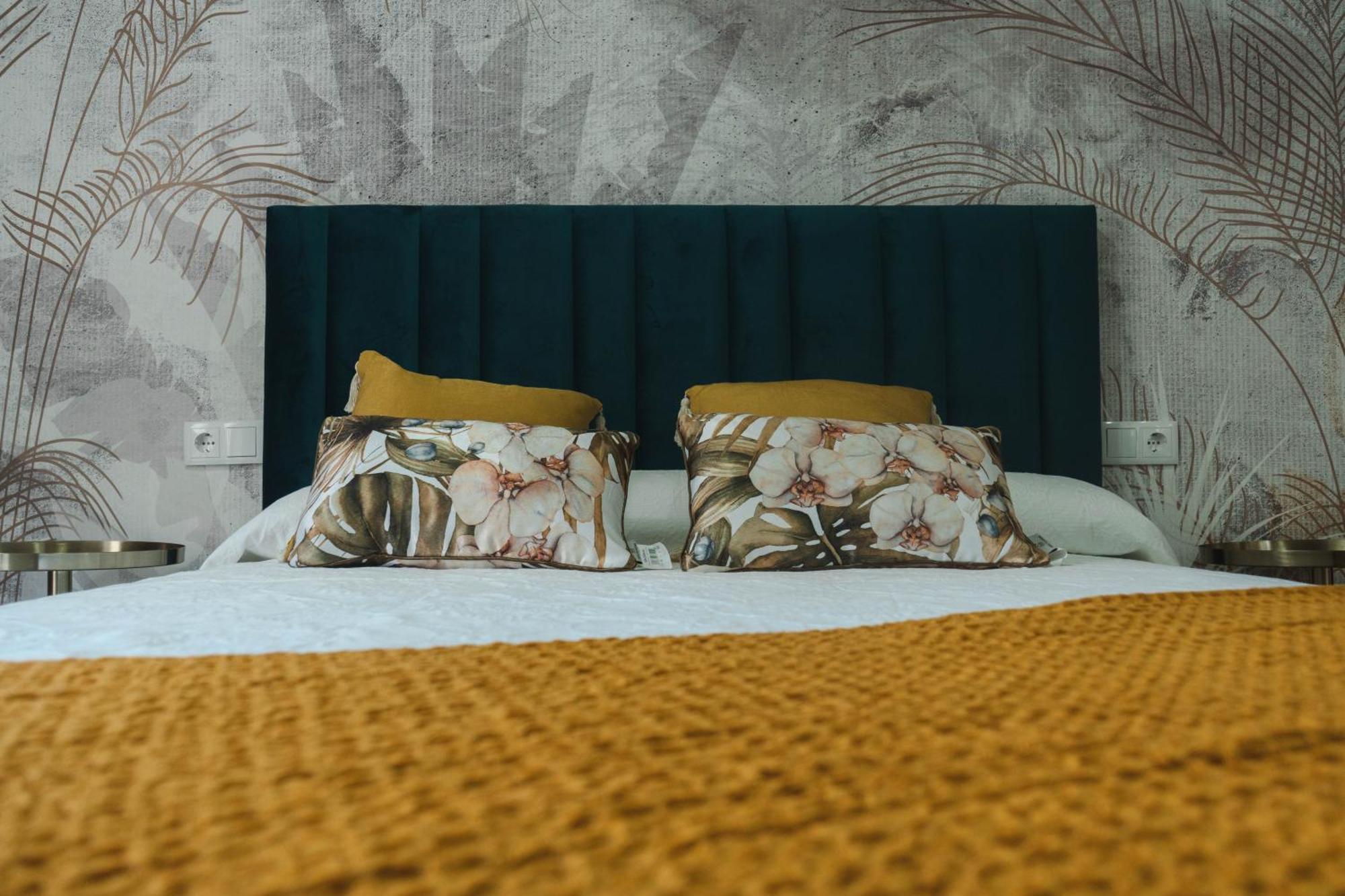 Apartamentos La Posada Coria Kültér fotó